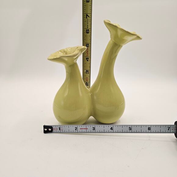 Vintage Chartreuse Double Bulb Flower Bud Vase Quirky Glazed Pottery Home Decor - Picture 5 of 6